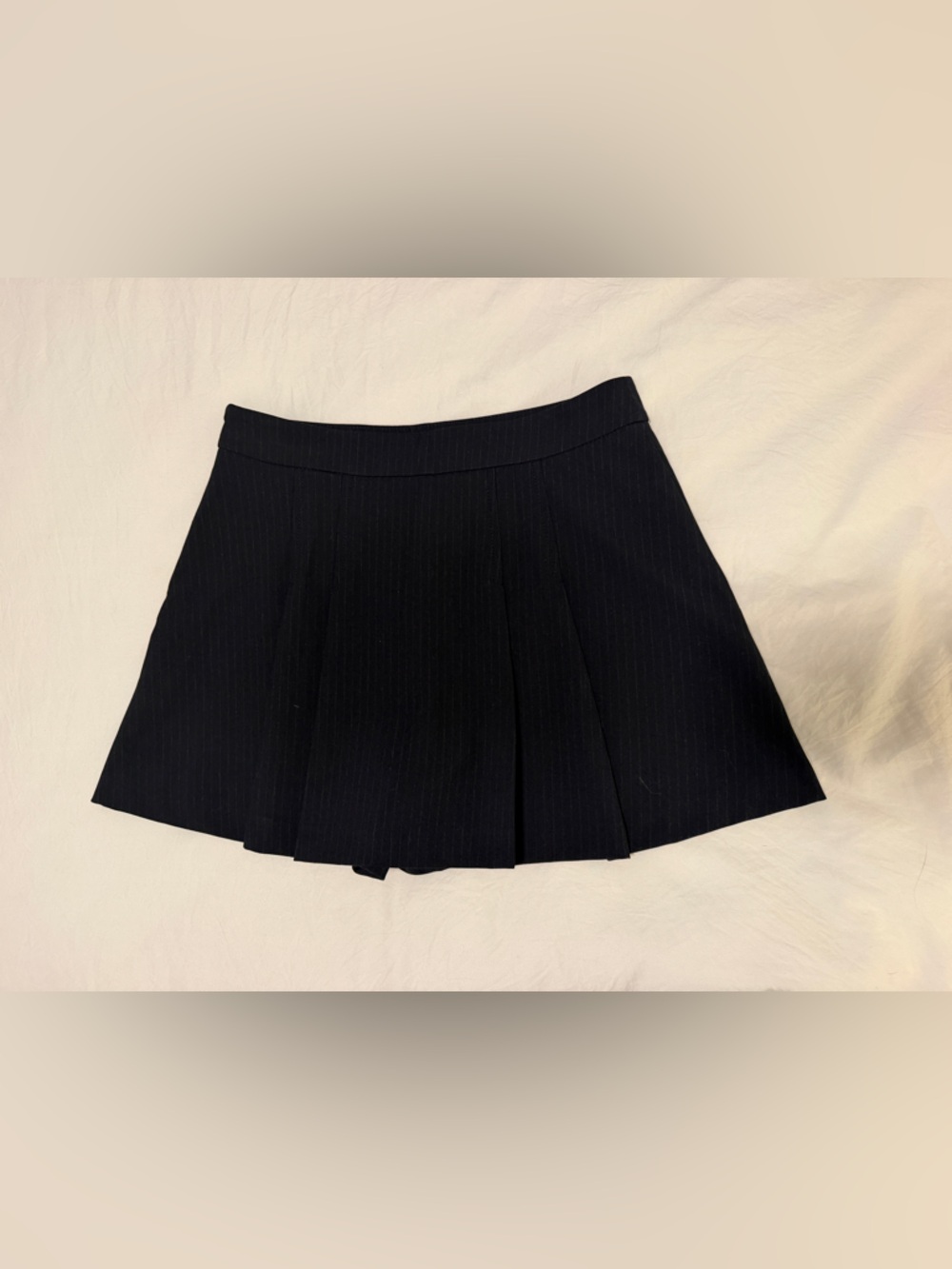 Zara Black Pinstripe Pleated Mini Skirt